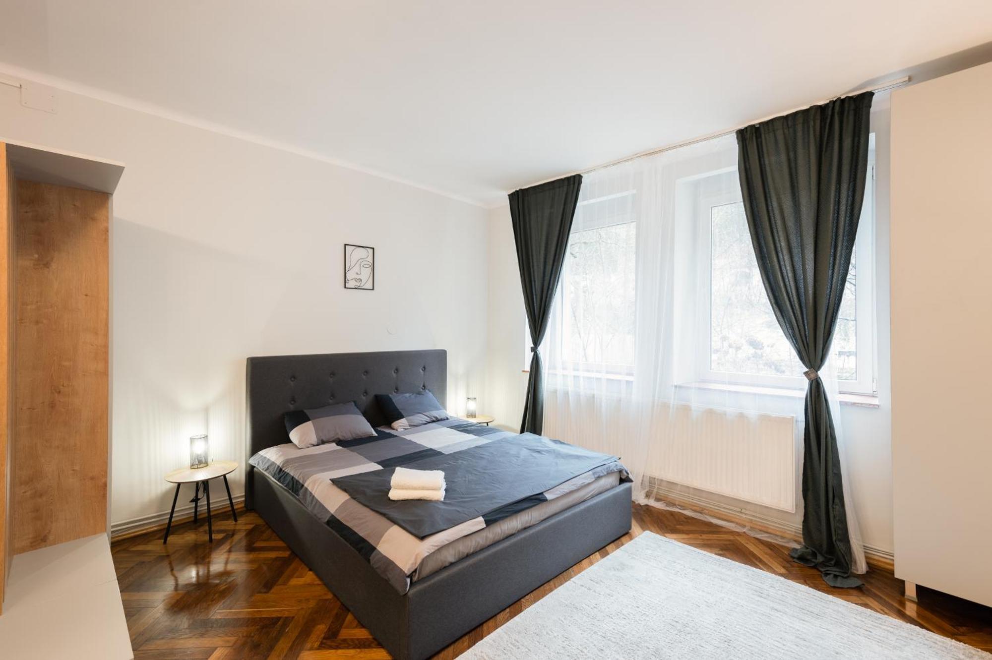 Cosy Center Apartment Brasov Ngoại thất bức ảnh