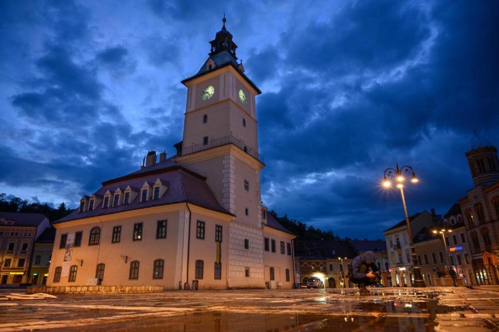 Cosy Center Apartment Brasov Ngoại thất bức ảnh